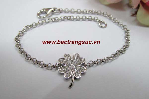 Một số mẹo giúp giữ trang sức bạc luôn sáng đẹp