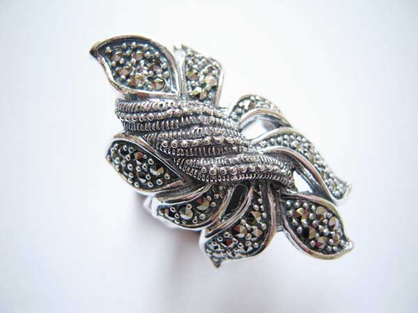 Đeo nhẫn ngón nào mang lại tài vận, sức khỏe và tình duyên?