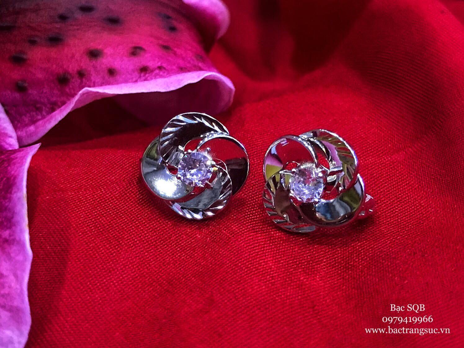Khuyên tai bạc nữ đá cubic sang trọng tinh tế 