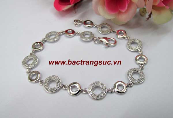 Quà tặng NOen ý nghĩa cho bạn gái.
