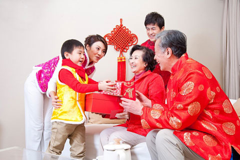 10 điều nên làm để Tết nguyên đán 2018 gặp nhiều may mắn .