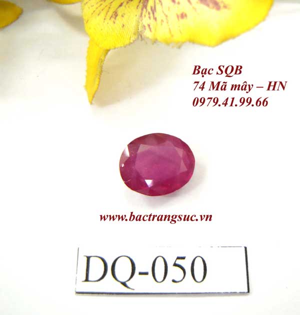 Ruby tự nhiên cắt , sang trọng , may mắn 