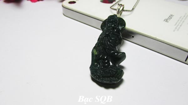 Mặt dây chuyền phật bà quan âm