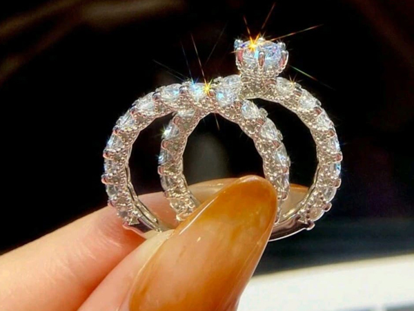 Trang sức Kim Cương MOISSANITE