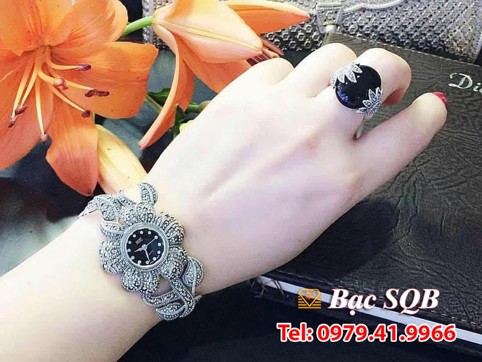Không chỉ để xem giờ, đồng hồ bạc Thái Lan còn là kiệt tác nghệ thuật