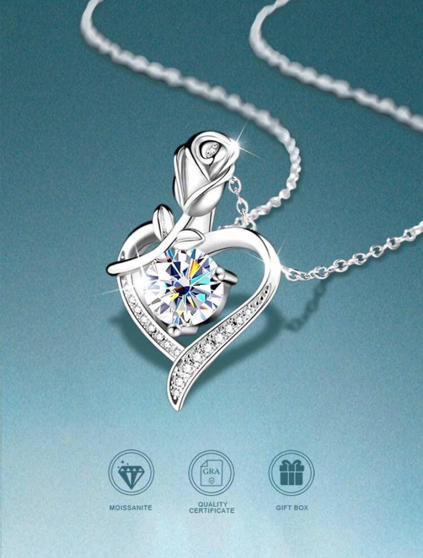 Trang sức bạc 925 đính kim cương Moissanite – Vẻ đẹp sang trọng, tinh khiết và thời thượng